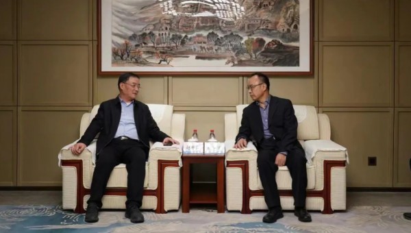 集团要闻丨山东海洋文旅集团赵东江董事长一行到访集团